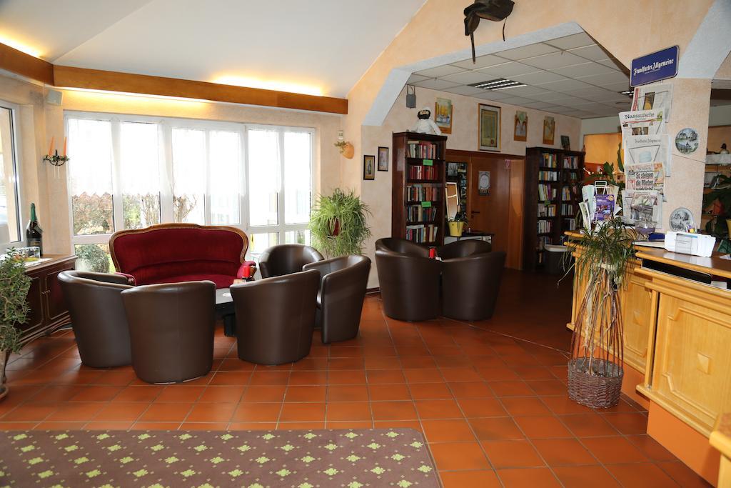 Hotel Taunus Residence باد كامبيرغ المظهر الخارجي الصورة