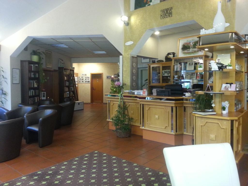 Hotel Taunus Residence باد كامبيرغ المظهر الخارجي الصورة